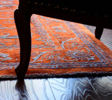 راهنمای کاربردی درباره جارو کردن فرش دستباف - قالیشویی آوا
